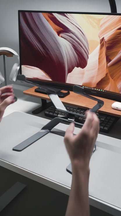 Laptop Rise High